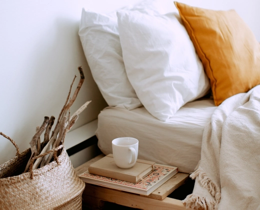 Furniture & Bedding
